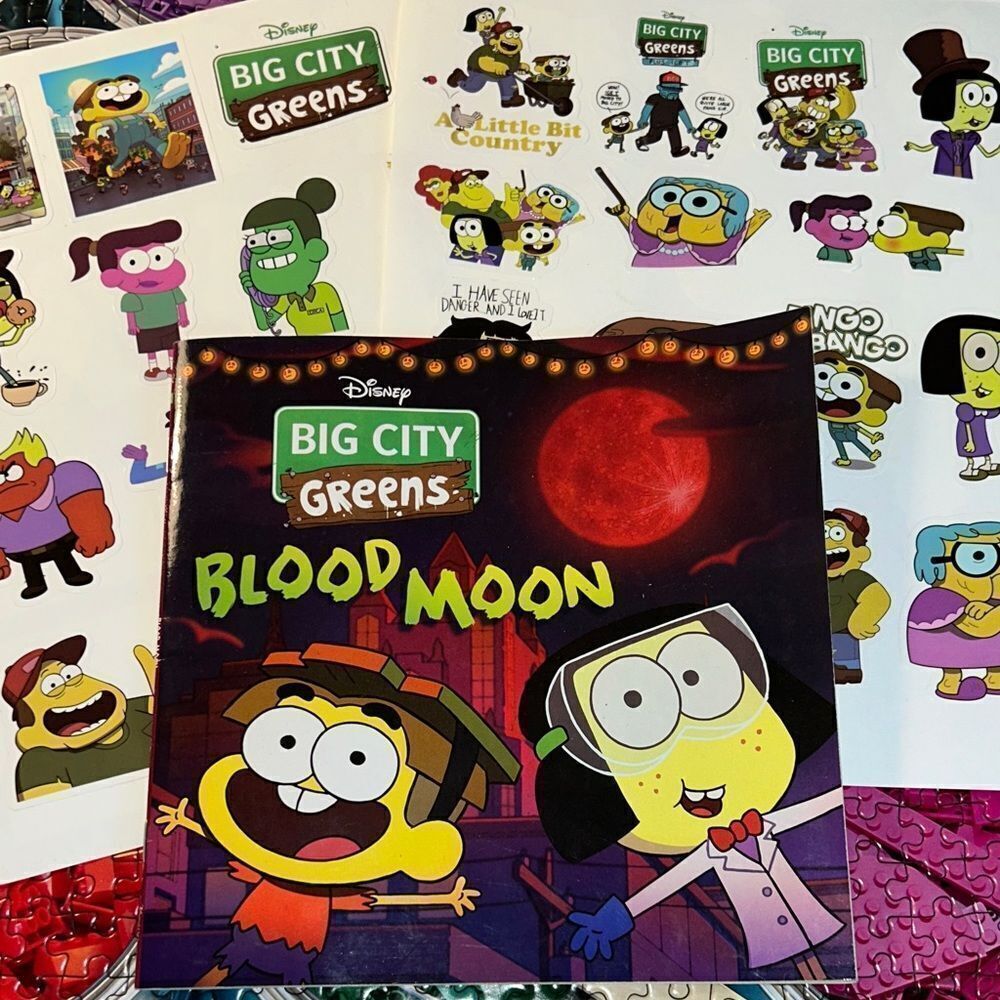 Disney’s Big City Greens Blood Moon 🌕 Book 📕 +Stickers! Halloween 👻 🎃 Story